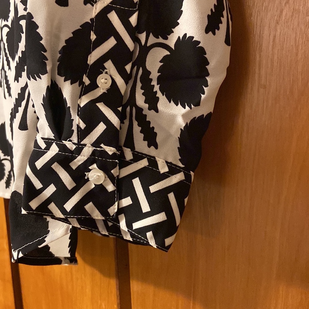 Talbots Blouse - Picture 5 of 8